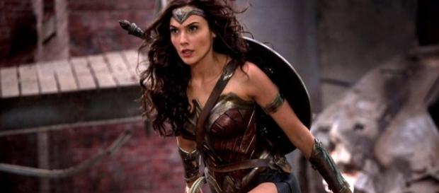 'Wonder Woman' actress Gal Gadot gets praised for superhero role. (Photo: nerdist.com) 'Wonder Woman' actress Gal Gadot gets praised for superhero role. (Photo: nerdist.com)