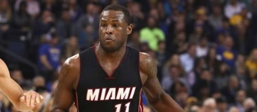 Miami has to decide if they can afford to keep Dion Waiters on the roster. [Image via Blasting News image library/sportingnews.com]