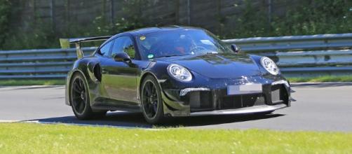 Most extreme Porsche 911 GT2 due this year with 700bhp turbo ... - autocar.co.uk