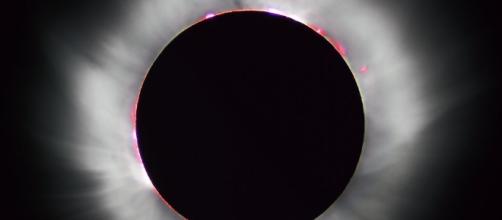See First Total Solar Eclipse to Cross America in 38 Years on ... - popularmechanics.com