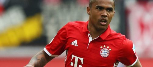 Douglas Costa vuole lasciare il Bayern Monaco. Tanti club ... - 90min.com