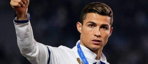 Las grandes ofertas que rechazó Cristiano Ronaldo por su amor al ... - diez.hn