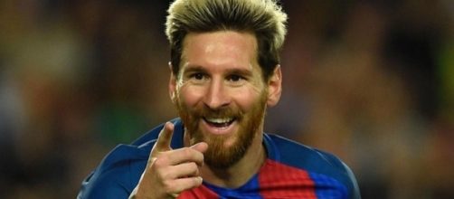 Lionel Messi 'to sign new five-year Barcelona contract next month' - thesun.co.uk