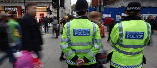 Londra, bimbo di 10 anni arrestato ha aggredito le sue insegnanti - fanpage.it