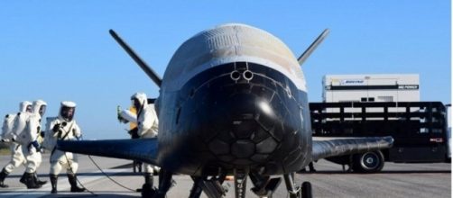 Mysterious US space plane lands after secret two-year military ... - scmp.com