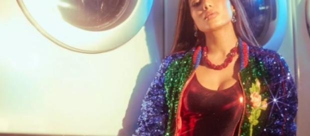 Anitta causa nas suas aparições e vira tendência de moda. Anitta causa nas suas aparições e vira tendência de moda.