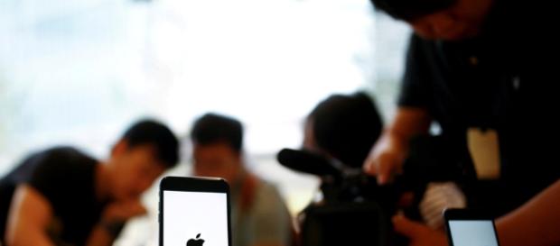 Apple photo via Blasting News library Apple photo via Blasting News library