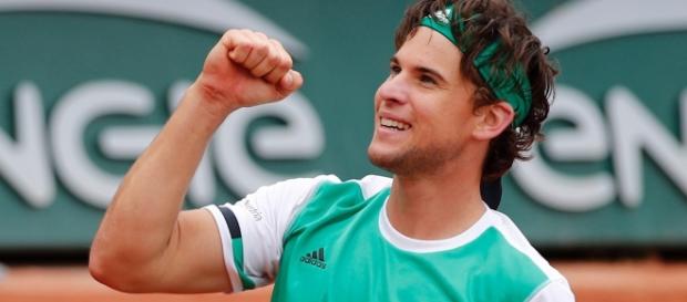 Dominic Thiem remporte la victoire après un très beau match contre Djokovic Dominic Thiem remporte la victoire après un très beau match contre Djokovic