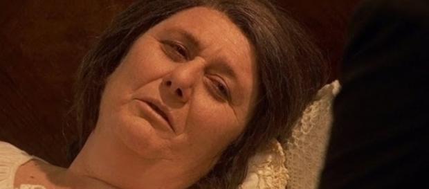 Il Segreto, anticipazioni: Rosina si lascia morire dopo la morte di Mariana Il Segreto, anticipazioni: Rosina si lascia morire dopo la morte di Mariana