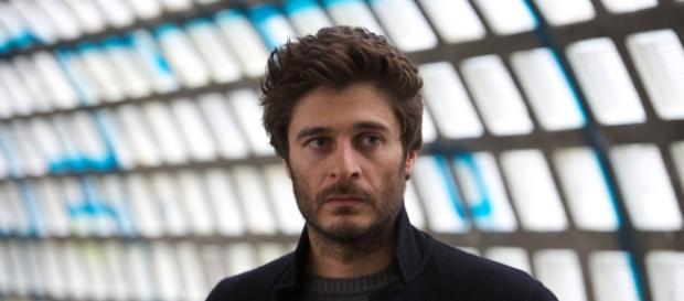 La porta rossa su Rai 2, tutti i personaggi La porta rossa su Rai 2, tutti i personaggi