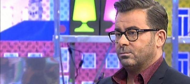 #Sálvame: Jorge Javier Vázquez muy enfadado con #Kiko Matamoros por sus críticas a #superivientes #Sálvame: Jorge Javier Vázquez muy enfadado con #Kiko Matamoros por sus críticas a #superivientes