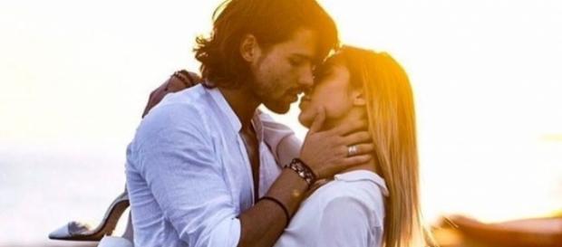 Tina Cipollari si scaglia contro Soleil e Luca Tina Cipollari si scaglia contro Soleil e Luca