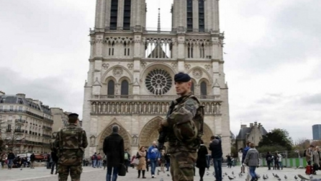 Notre-Dame : L'assaillant est « un soldat du Califat »