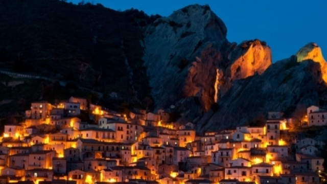 Notte Romantica nei Borghi: perdersi a Castelmezzano, Potenza.
