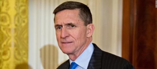 Flynn turns over 600 pages of documents to Senate Intel ... - cnn
