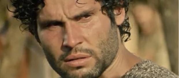 Asher vai trabalhar duro na novela (Foto: Reprodução/RecordTV) Asher vai trabalhar duro na novela (Foto: Reprodução/RecordTV)