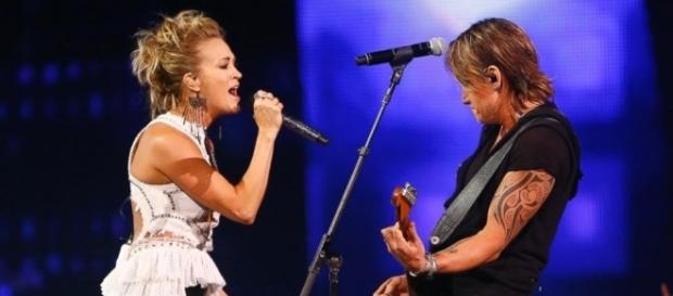 CMT Awards 2017: Keith Urban Wins Four Honors While Underwood Makes History - ABC News - go.com CMT Awards 2017: Keith Urban Wins Four Honors While Underwood Makes History - ABC News - go.com