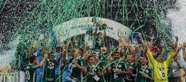 Time campeão brasileiro de 2016 ( Foto: Reprodução) Time campeão brasileiro de 2016 ( Foto: Reprodução)