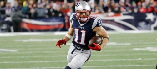 Report | Patriots Sign Julian Edelman To Two-Year Contract Extension - fanragsports.com