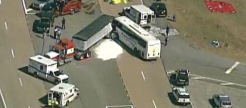 Georgia tour bus crash leaves 1 dead, 43 injured - CNN.com - cnn.com