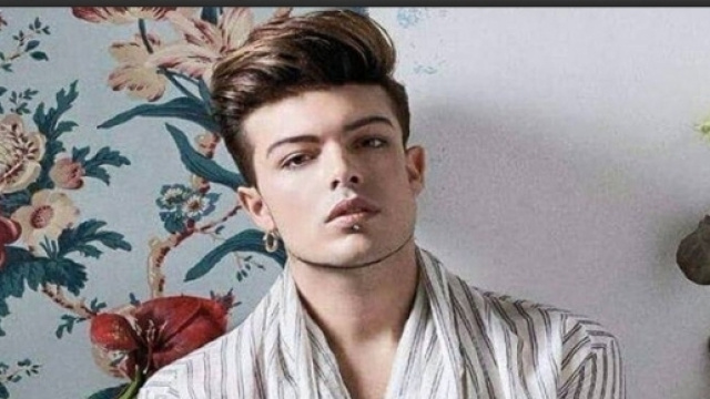 Stash dei The Kolors, si frequenta con un ex corteggiatrice di 'U&D'? ecco chi è