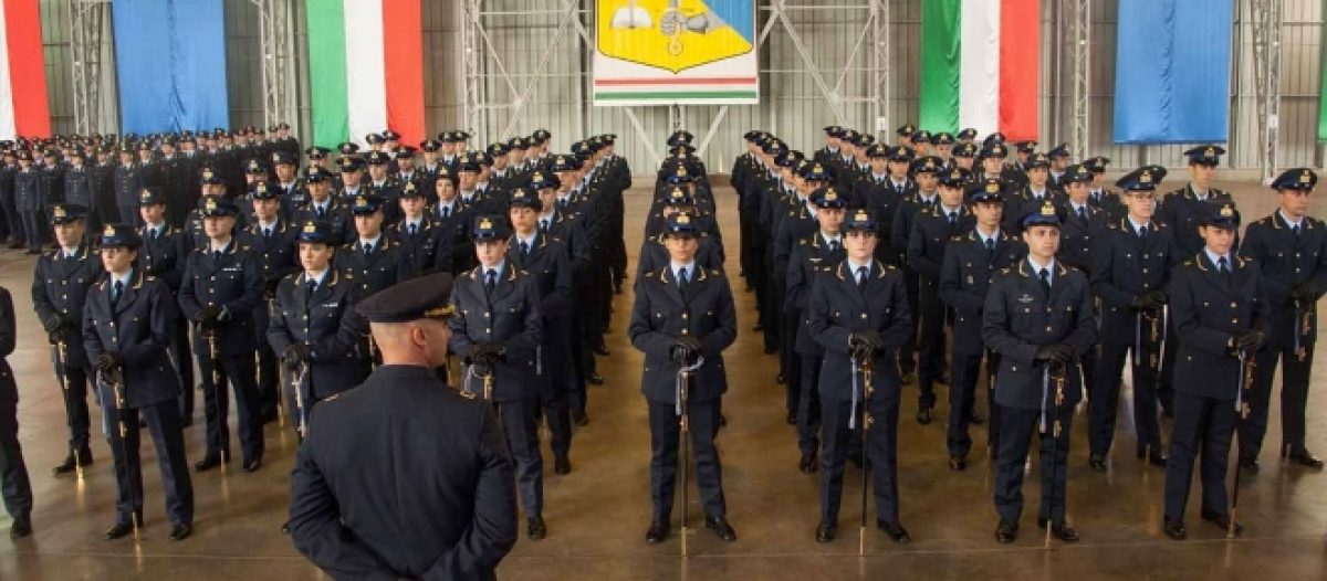 Concorso Allievi Ufficiali Aeronautica Militare requisiti e come