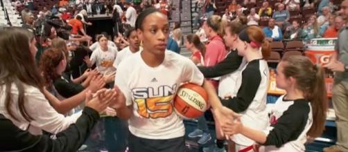 The Connecticut Sun visit the Indiana Fever at 4 p.m. Eastern Time on Saturday. [Image via WNBA/YouTube]