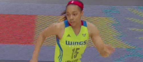 The Dallas Wings look to make it five-straight on Saturday with a win over Seattle. [Image via WNBA/YouTube]