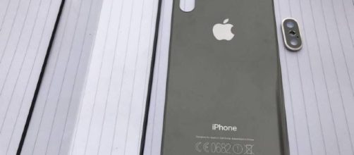 iPhone 8, Apple iPhone 8 Rumors e Anticipazioni
