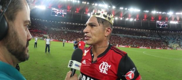 Paolo Guerrero se destaca com a camisa do Flamengo Paolo Guerrero se destaca com a camisa do Flamengo