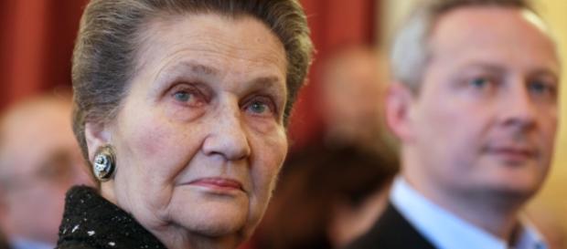 Simone Veil hospitalisée en état de détresse respiratoire au début ... - bfmtv.com Simone Veil hospitalisée en état de détresse respiratoire au début ... - bfmtv.com