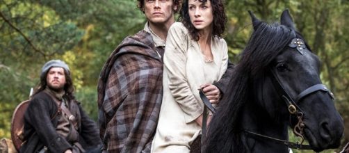 Caitriona Balfe and Sam Heughan are confirmed to grace the Comic Con 2017. Photo by TVGuide/YouTube Screenshot