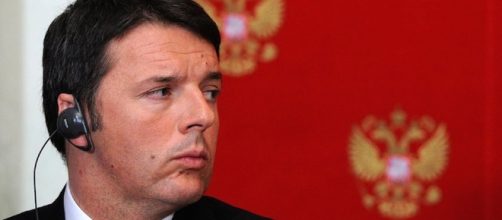 L'ex premier Matteo Renzi pubblica "Avanti"