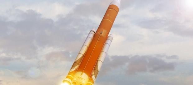 Il razzo di nuova generazione Space Launch System. Il razzo di nuova generazione Space Launch System.