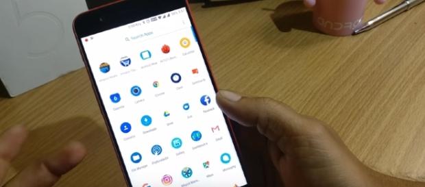 OnePlus 5 Oxygen OS 4.5.5 OTA update - YouTube/TechiBee Channel OnePlus 5 Oxygen OS 4.5.5 OTA update - YouTube/TechiBee Channel