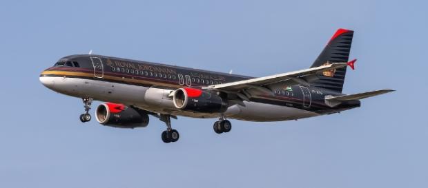 Royal Jordanian and Kuwait Airways passengers can now carry laptops in cabin / Photo via Oliver Holzbauer, Flickr Royal Jordanian and Kuwait Airways passengers can now carry laptops in cabin / Photo via Oliver Holzbauer, Flickr