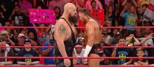 Big Show and Big Cass got into an in-ring altercation during the latest WWE 'Raw' episode from Houston, Texas. [Image via WWE/YouTube]