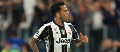 Dani Alves has a seriously surprising agent negotiating with PSG (Image Credit: pinterest.com