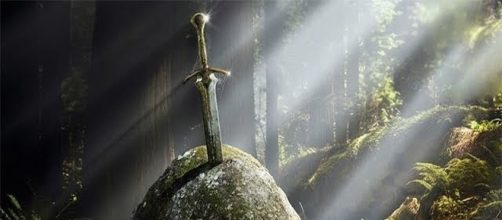 Excalibur, mítica espada del rey Arturo.