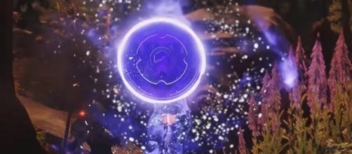 Bungie shares new footage of "Destiny 2" and the Sentinel subclass for Titans that flaunts new abilities. (FantasticalGamer/YouTube)