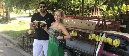 Simon Saran and Farrah Abraham enjoy Jamaica. (Photo via Twitter)