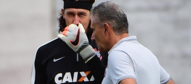 Cássio em conversa com Tite nos seus tempos de Corinthians Cássio em conversa com Tite nos seus tempos de Corinthians