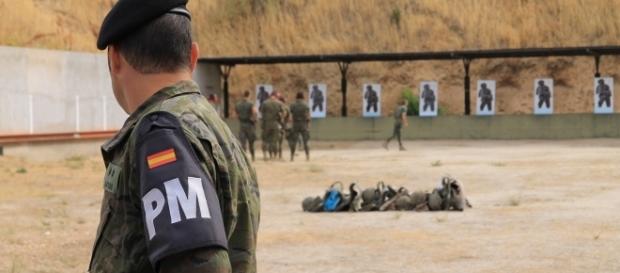 Entrenamiento de militares españoles. Entrenamiento de militares españoles.