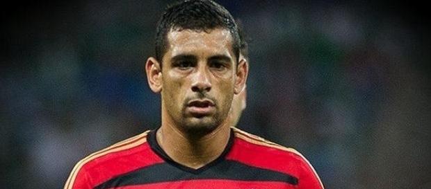 Meia Diego Souza pode sofrer por suas atitudes Meia Diego Souza pode sofrer por suas atitudes