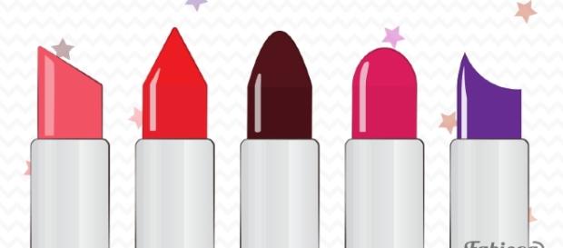 Mulheres ficam surpresas com o segredo por trás dos batons Mulheres ficam surpresas com o segredo por trás dos batons