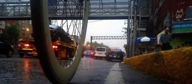 Si te encuentras preparado andar bajo la lluvia es aun más divertido y gratificante. Si te encuentras preparado andar bajo la lluvia es aun más divertido y gratificante.