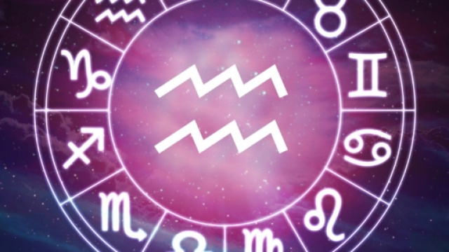 Luna in acquario, oroscopo giornaliero del 11 luglio 2017