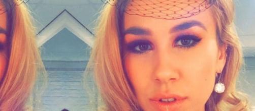 American Idol Alum Haley Reinhart Arrested In Chicago After Bar Fight She was eliminated, placing third, on thursday, may 19. american idol alum haley reinhart