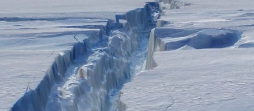 Antartide: si è staccato l'iceberg più grande a memoria d'uomo