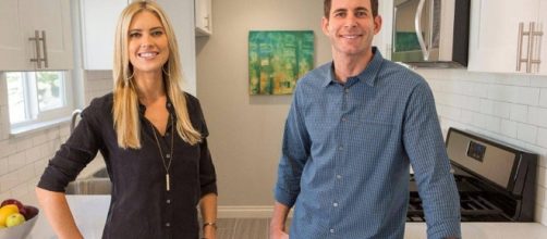 'Flip of Flop' stars Tarek and Christina El Moussa were off and she is now dating Doug Spedding.